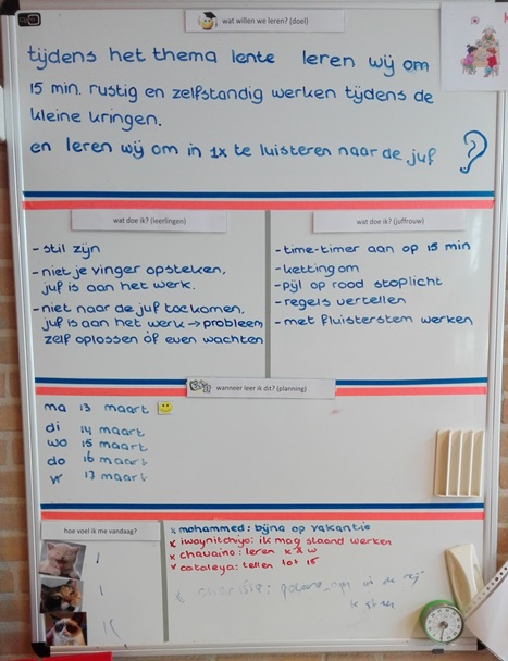 bord in de klas van de kleuters