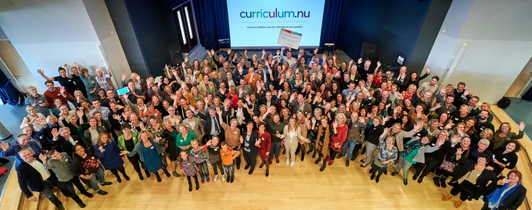 Curriculum PNH1635 2741270150 1579444979131