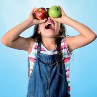 Sh meisje met appels CREDITS Shutterstock