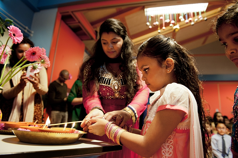 JB meisje lampje CREDITS Joost Bataille