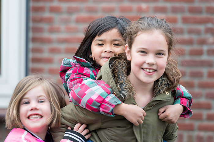 TVL meisjes po CREDITS Tom van Limpt