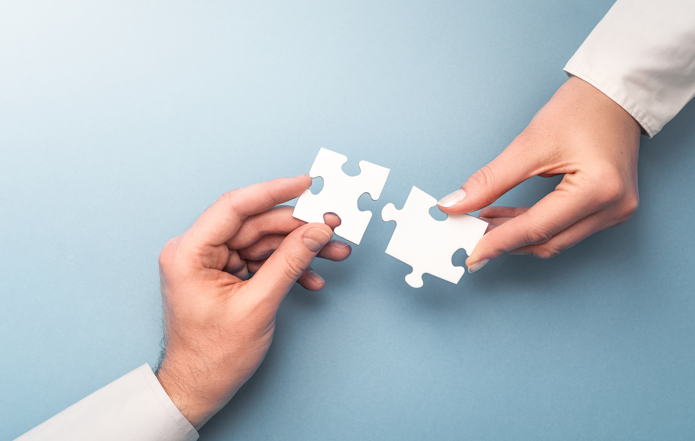 C shutterstock 1679049673 puzzel verbinding kennis macht michelangelo God