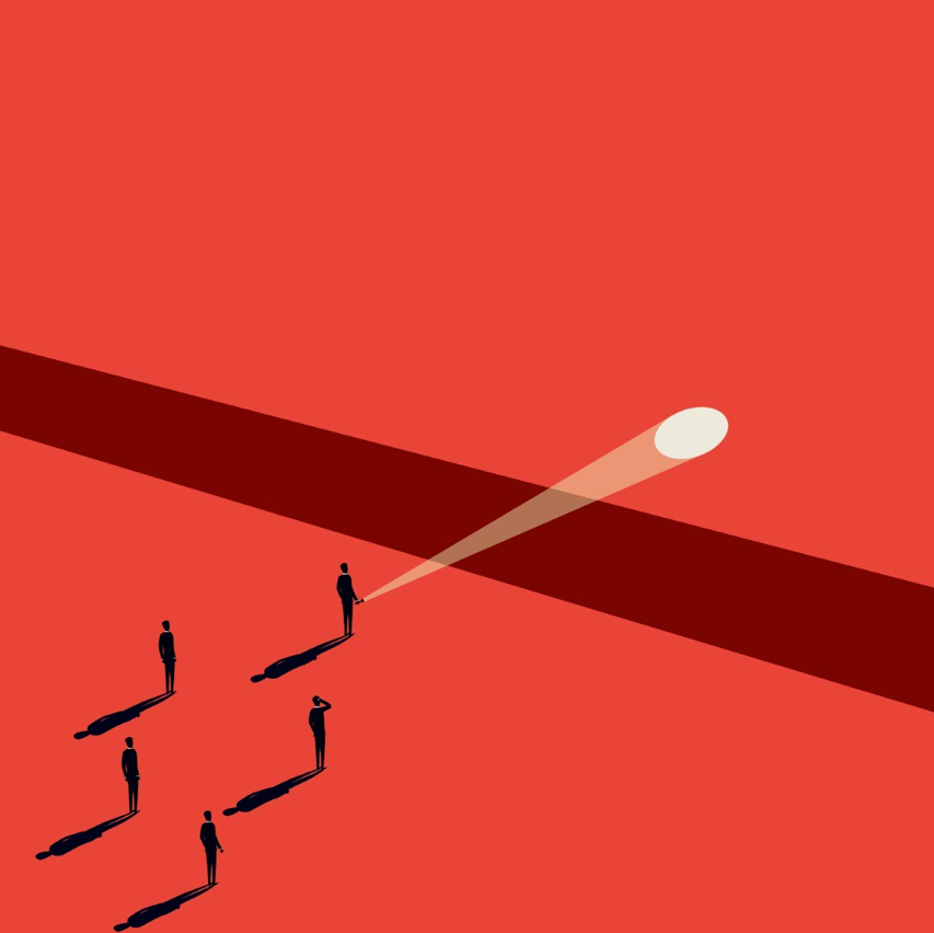 C 1647652762 leiders op zoek toekomst zaklamp licht schaduw