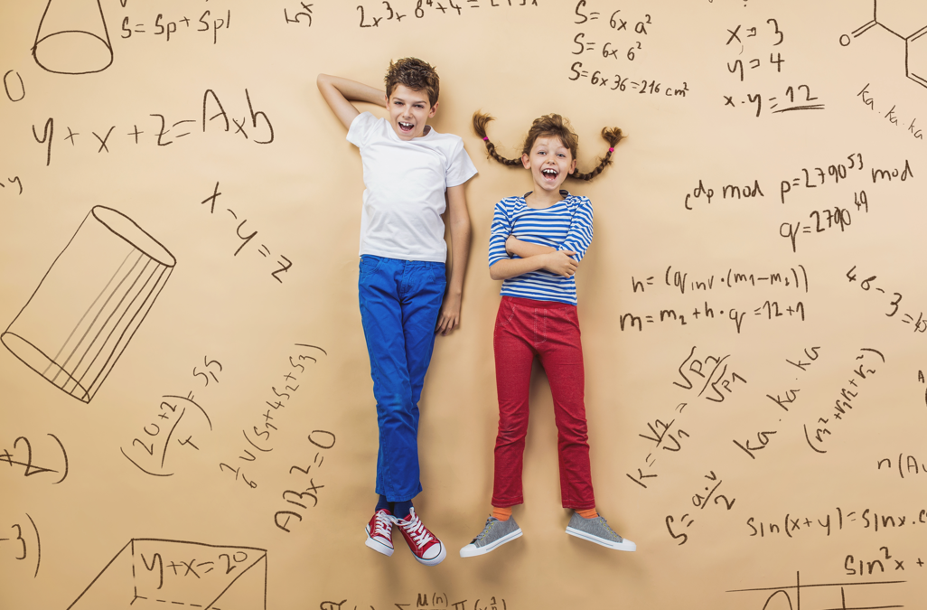 C 265103291 rekenen wiskunde jongen en meisje